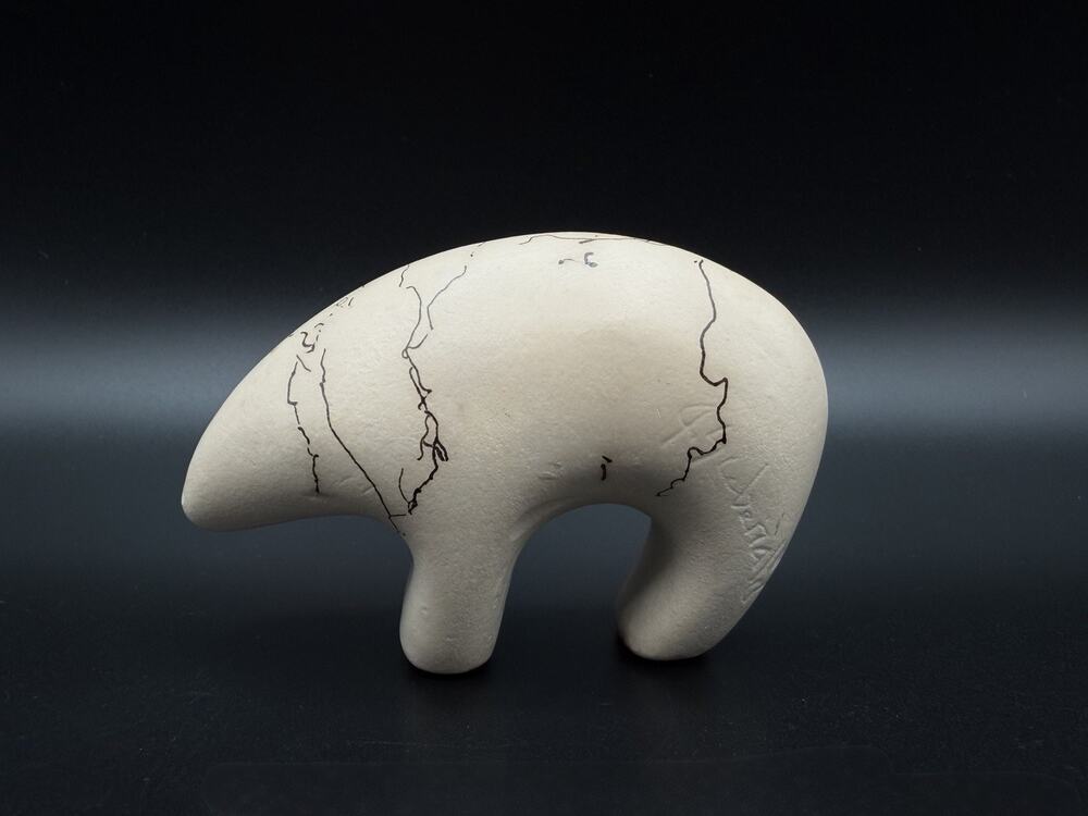 Navajo Pottery Horse Hair Bear Sculpture 3.5” Figurine Native American Signed